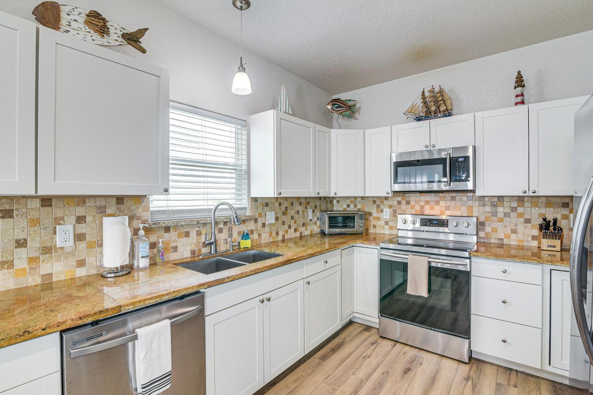 Beachfront Texas Retreat - 2 Decks, Patio And Views! Surfside Beach Ngoại thất bức ảnh